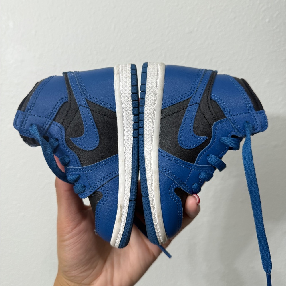 Nike Kids Sneakers Blue and Black